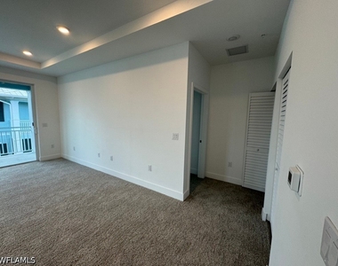 26351 Coco Cay Circle - Photo Thumbnail 8