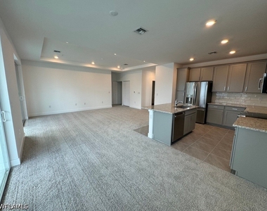 26351 Coco Cay Circle - Photo Thumbnail 15