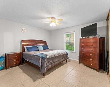 3535 Nasa Rd 1 Parkway - Photo Thumbnail 17