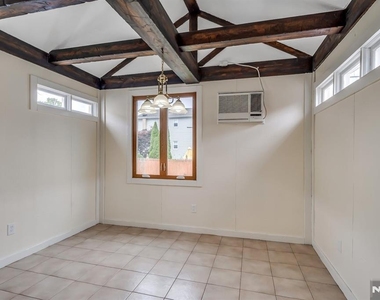 88 Mckinley - Photo Thumbnail 8