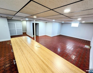 88 Mckinley - Photo Thumbnail 17