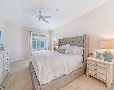 1032 Tivoli Lane - Photo Thumbnail 6