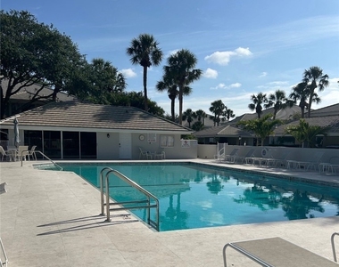 6270 Bellerive Avenue - Photo Thumbnail 23