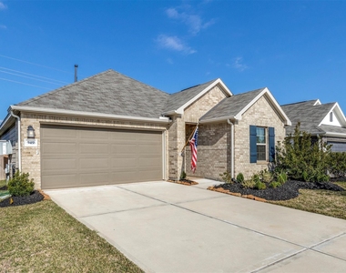 949 Gentle Moss Drive - Photo Thumbnail 1