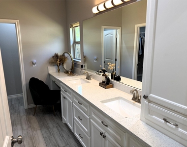 162 County Road 2221 - Photo Thumbnail 15