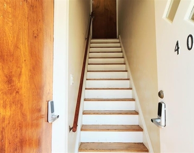 409 Market - Photo Thumbnail 10