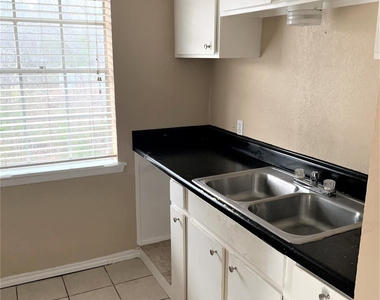 115 Kelly Street - Photo Thumbnail 5