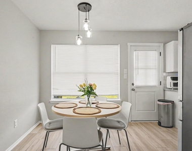 9039 Serena Lane - Photo Thumbnail 8
