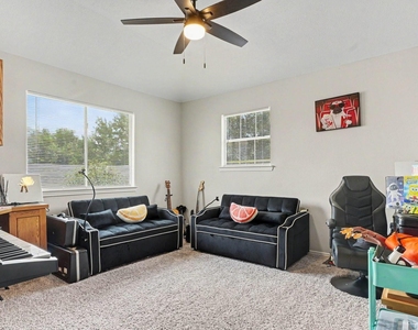 9039 Serena Lane - Photo Thumbnail 21