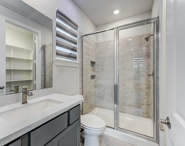 9522 Rialto Creek Drive - Photo Thumbnail 24
