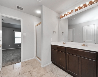 3030 Dripping Springs Court - Photo Thumbnail 10