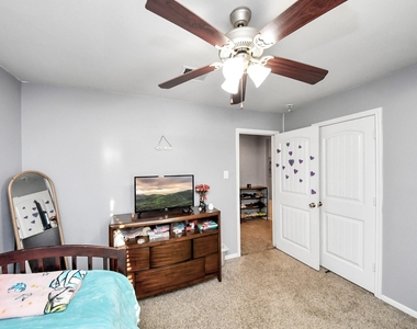 3030 Dripping Springs Court - Photo Thumbnail 8