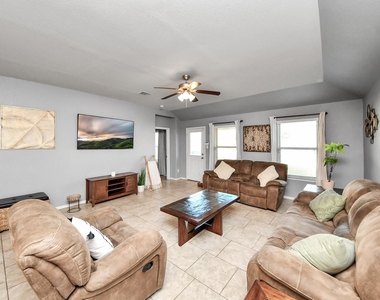 3030 Dripping Springs Court - Photo Thumbnail 7