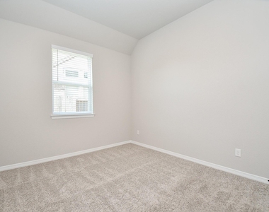 18331 Pedernales Springs Drive - Photo Thumbnail 22
