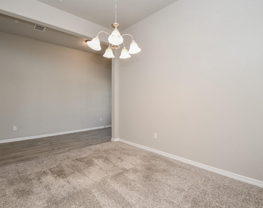 18331 Pedernales Springs Drive - Photo Thumbnail 13