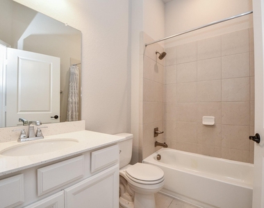 18331 Pedernales Springs Drive - Photo Thumbnail 20