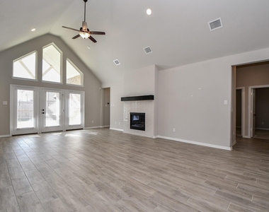 18331 Pedernales Springs Drive - Photo Thumbnail 2
