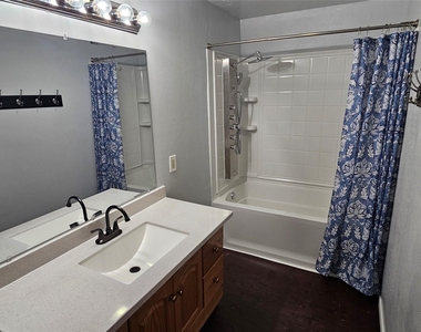 4218 Ember Lane - Photo Thumbnail 9