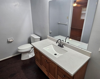 4218 Ember Lane - Photo Thumbnail 10