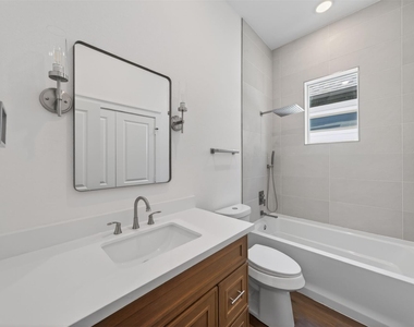 2714 Drew Street - Photo Thumbnail 19