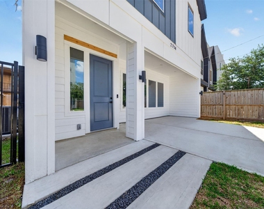 2714 Drew Street - Photo Thumbnail 32