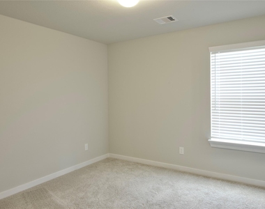 3207 Tilley Drive - Photo Thumbnail 30
