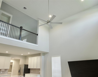 3207 Tilley Drive - Photo Thumbnail 13