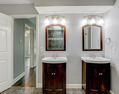 1211 Diablo Drive - Photo Thumbnail 10