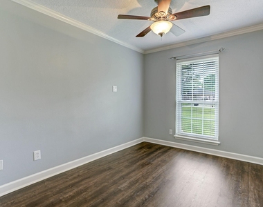 1211 Diablo Drive - Photo Thumbnail 13