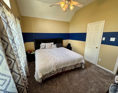3819 Teal Maple Court - Photo Thumbnail 30