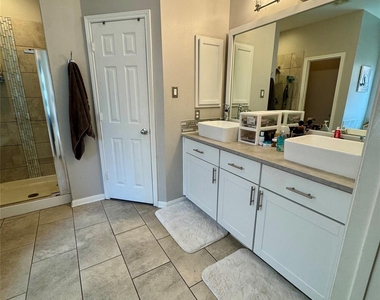 3819 Teal Maple Court - Photo Thumbnail 18