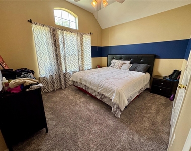 3819 Teal Maple Court - Photo Thumbnail 28