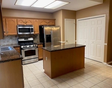 2930 Grants Lake Boulevard - Photo Thumbnail 2