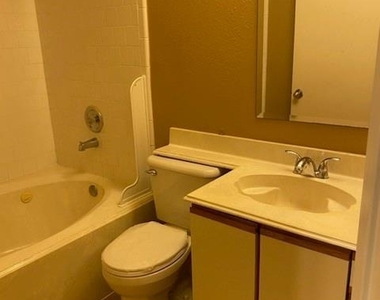 2930 Grants Lake Boulevard - Photo Thumbnail 6