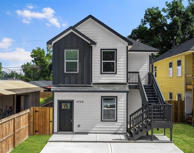 1078 Saint Clair Street - Photo Thumbnail 1