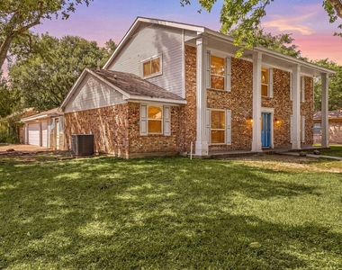 2114 Briargreen Drive - Photo Thumbnail 40