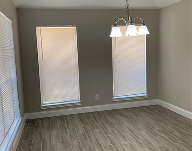 15303 Paseo Del Rey Drive - Photo Thumbnail 5