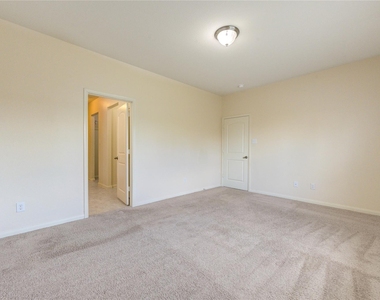 22534 Cloverland Field Drive - Photo Thumbnail 13