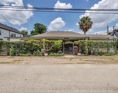809 Brooks Street - Photo Thumbnail 17