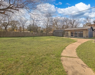 158 E 7th Street - Photo Thumbnail 39