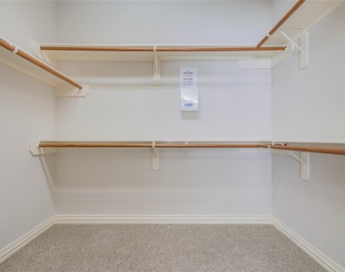 7814 Heron Lakes Drive - Photo Thumbnail 35