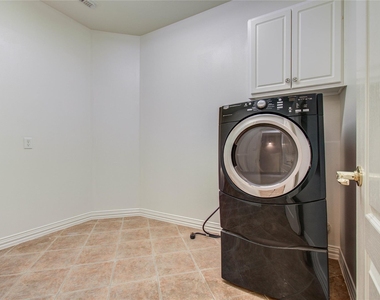 7814 Heron Lakes Drive - Photo Thumbnail 36