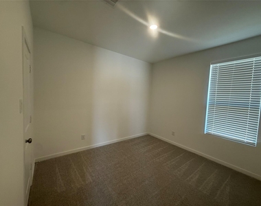 10105 Cabo Del Sol Drive - Photo Thumbnail 10