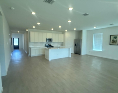 10105 Cabo Del Sol Drive - Photo Thumbnail 5