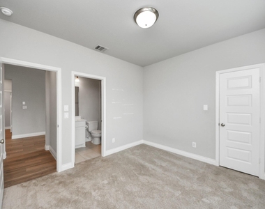 6314 Cord Grass Court - Photo Thumbnail 22