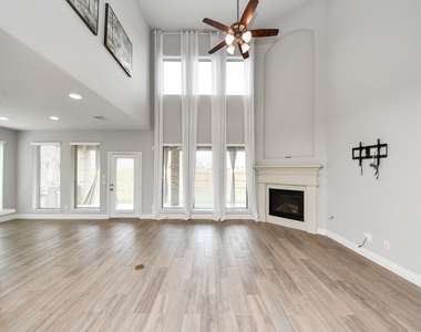 6314 Cord Grass Court - Photo Thumbnail 2