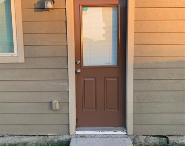 6703 Cortenridge Lane - Photo Thumbnail 4
