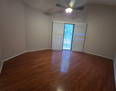 2013 Enterprise Avenue - Photo Thumbnail 8