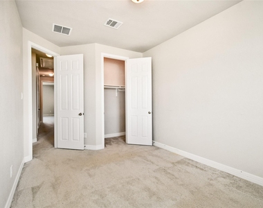 18225 Crystal Knoll Drive - Photo Thumbnail 20