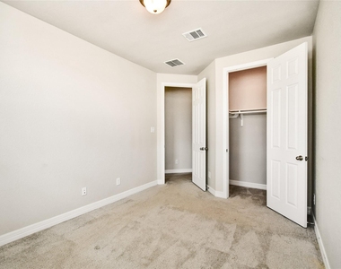 18225 Crystal Knoll Drive - Photo Thumbnail 21